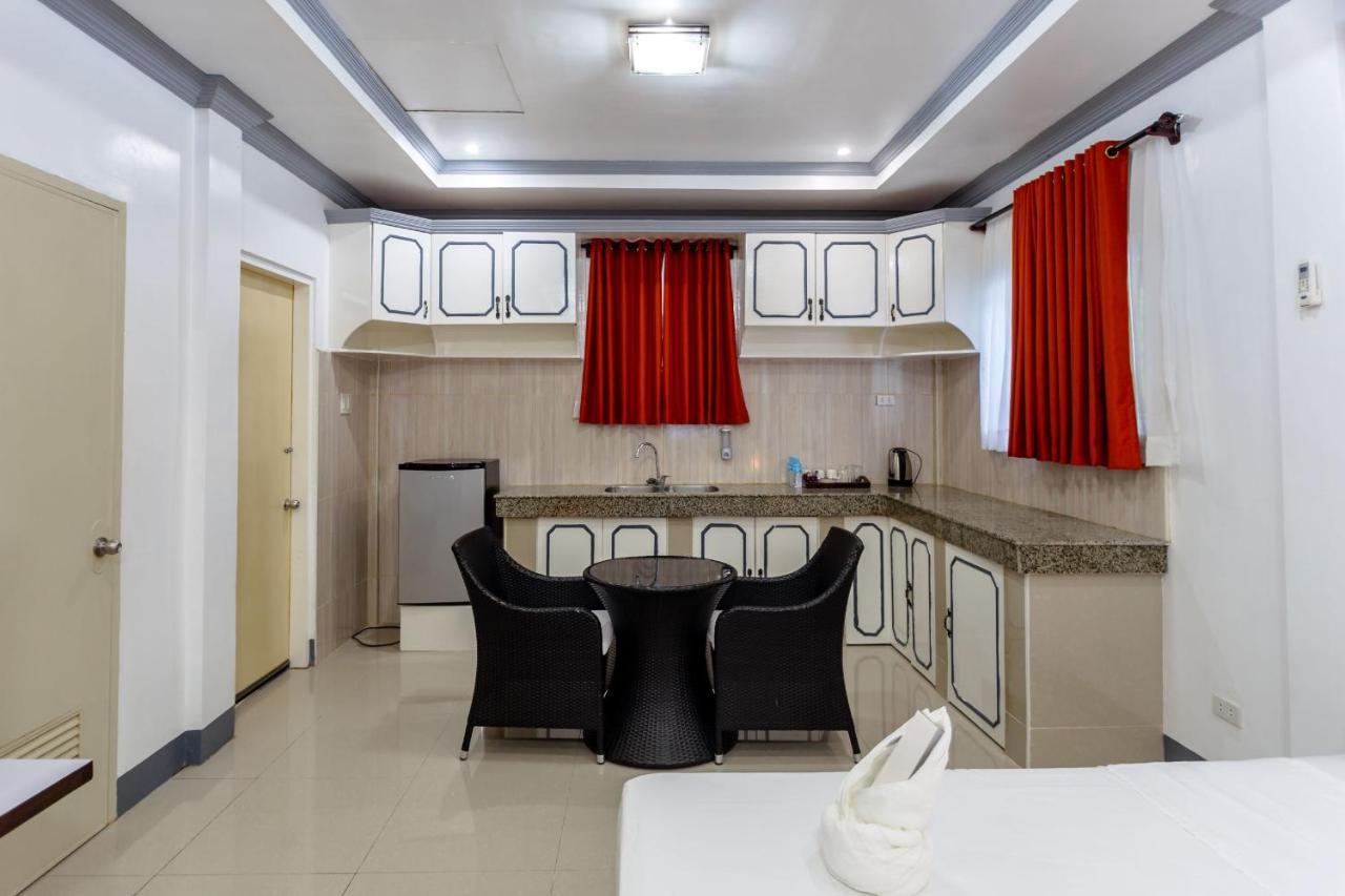 Madison Garden And Residences Панглао Экстерьер фото